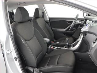 Hyundai i30 (2022) 1.5 DPI, ČR,1.maj, Serv.kniha - náhled 9