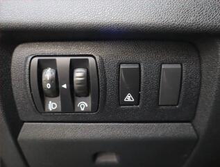 Opel Insignia (2015) Cosmo 2.0 CDTI, Navi, Tempomat - náhled 17