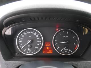 Mercedes-Benz Třídy A (2017) AMG line A 180 d, Automat - náhled 8