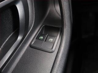 Škoda Fabia (2011) 1.2 TSI - náhled 14