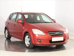 Kia Ceed 1.4 CVVT, R,1.maj, Serv.kniha