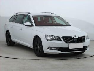 �koda Superb 1.6 TDI, Navi, Tempomat