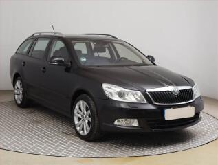 �koda Octavia 2.0 TDI, Xenony, Tempomat