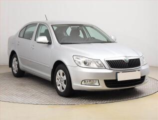 �koda Octavia 1.8 TSI, Xenony, Tempomat