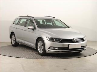 Volkswagen Passat 2.0 TDI, Tempomat
