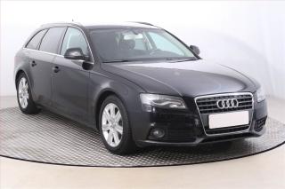 Audi A4 2.0 TDI, Xenony, Park.senzory