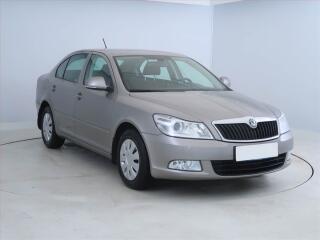 �koda Octavia Elegance 1.6 TDI, �R,1.maj