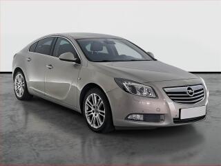 Opel Insignia 2.0 Turbo, 4X4, Automat, Navi
