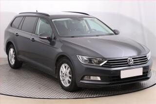 Volkswagen Passat 2.0 TDI, Automat, Navi