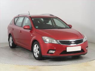 Kia Ceed 1.6 CRDi, �R,1.maj, Serv.kniha