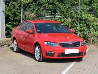 �koda Octavia RS 2.0 TDI, Serv.kniha, Xenony