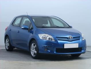 Toyota Auris 1.6 Valvematic, Serv.kniha