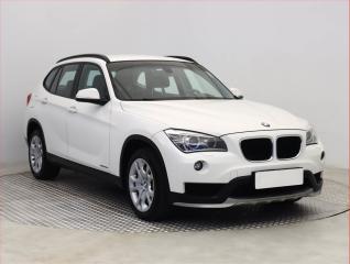 BMW X1 sDrive16d, Xenony