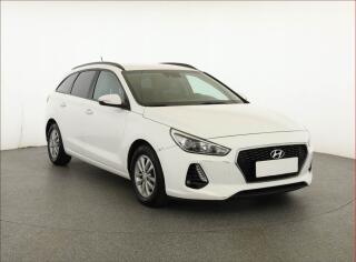 Hyundai i30 1.6 CRDi, Tempomat
