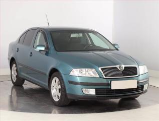 koda Octavia Elegance 2.0 TDI, R,1.maj