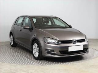 Volkswagen Golf Highline 1.6 TDI, �R,1.maj