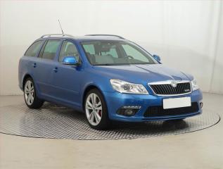 koda Octavia RS 2.0 TSI, Serv.kniha, Xenony