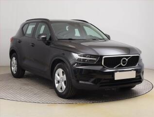 Volvo XC40 Momentum T2