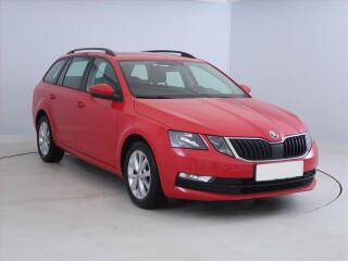 �koda Octavia 1.5 TSI, Serv.kniha, Tempomat