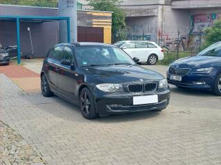 BMW 116i, nov� STK, jezd� skv�le