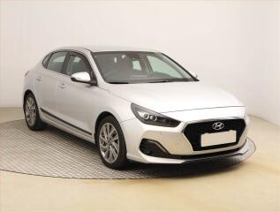Hyundai i30 Komfort 1.4 T-GDI, �R,1.maj