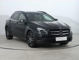 Mercedes-Benz GLA 200, K��e, Navi, Tempomat