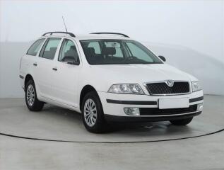 �koda Octavia 1.6, po STK, jezd� v�born�