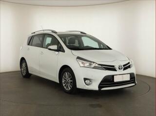 Toyota Verso 1.6 D-4D, 7�m�st, Navi, Xenony