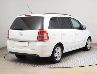 Opel Zafira (2014) 1.8, 7 míst, ČR,1.maj - náhled 5