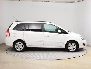 Opel Zafira (2014) 1.8, 7 míst, ČR,1.maj - náhled 6