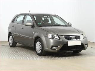 Kia Rio 1.4 16V, po STK, slun stav