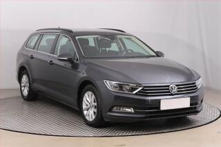 Volkswagen Passat 2.0 TDI, Automat, Navi
