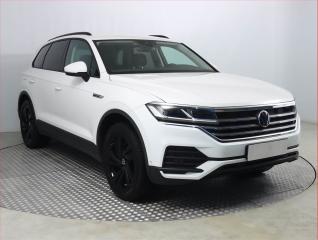 Volkswagen Touareg 3.0 TDI, R, 4X4, NAVI, ACC