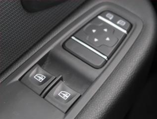 Renault Clio (2019) 0.9 TCe, ČR,1.maj, Tempomat - náhled 14