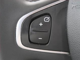 Renault Clio (2019) 0.9 TCe, ČR,1.maj, Tempomat - náhled 17