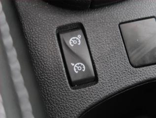 Renault Clio (2019) 0.9 TCe, ČR,1.maj, Tempomat - náhled 19