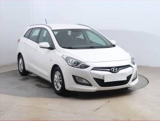 Hyundai i30 1.6 CRDi, slu�n� stav