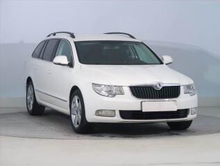 �koda Superb 2.0 TDI, Xenony, Tempomat