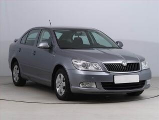 �koda Octavia 1.6 TDI, Serv.kniha, Tempomat