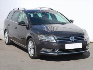 Volkswagen Passat Highline 1.6 TDI, Serv.kniha