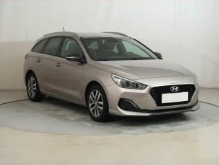 Hyundai i30 Trikolor 1.0 T-GDI, Serv.kniha