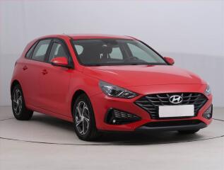 Hyundai i30 Comfort 1.5 DPI, �R,1.maj