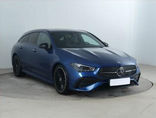 Mercedes-Benz CLA AMG Paket 200