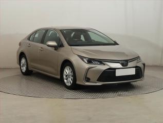 Toyota Corolla Comfort 1.5 VVT-i, Serv.kniha