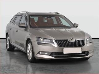 �koda Superb Style 1.6 TDI, K��e, Navi