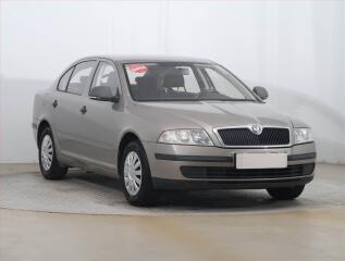 �koda Octavia 1.6, obl�ben� v�z