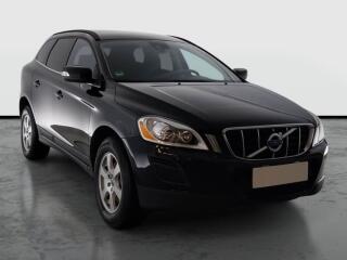 Volvo XC60 Momentum D4, Xenony, Tempomat