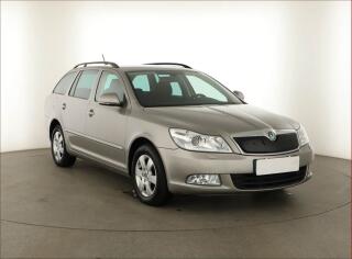 �koda Octavia 1.4 TSI, Automat, Serv.kniha
