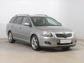 Toyota Avensis 2.2 D-CAT, po STK, Ta�n�