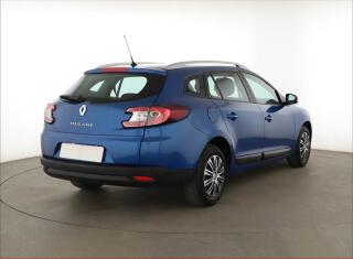 Mercedes-Benz Třídy C (2003) C 240 4MATIC, 4X4, Automat - náhled 5